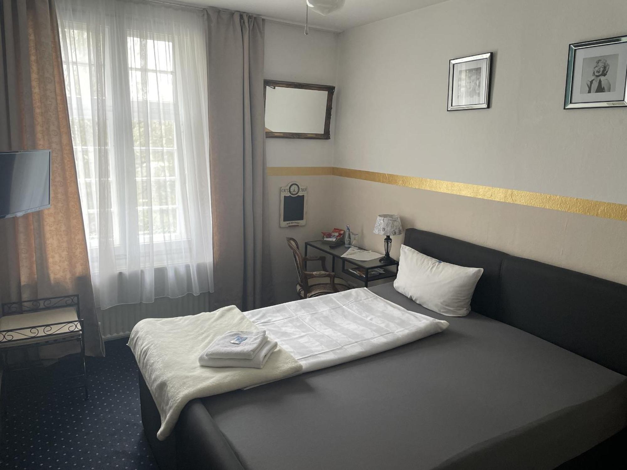 Hotel Jaegerhof Kettwig Essen Room photo